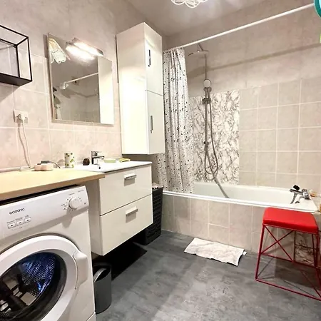 Apartment Luminous T3 In The Heights Of *