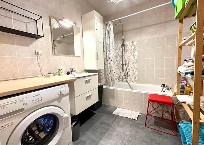 Apartment Luminous T3 In The Heights Of *